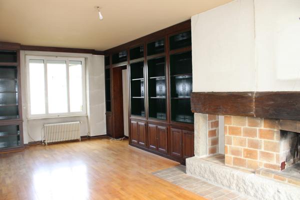 Maison bourgeoise RIOM-ES-MONTAGNES Riom es Montagnes (15400)