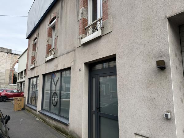 Plateau à rénover entièrement avec stationnement Détails des diagnostics énergétiques