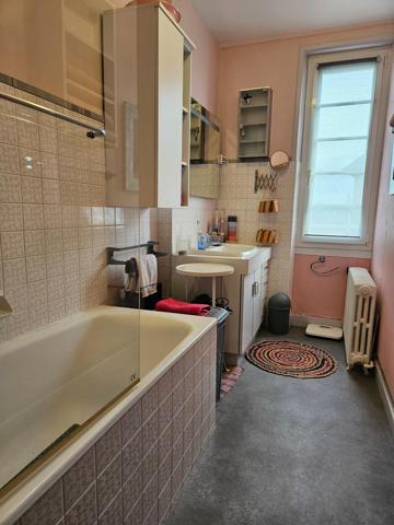 Maison à ALENCON, 61000 - 5 pièces 103m²