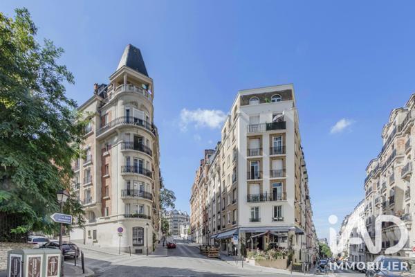 Appartement à vendre 3 pièces 75 m² Paris 18