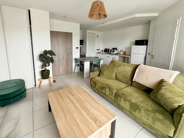 Apppartement T2 + PARKING COUVERT - RESIDENCE DE STANDING