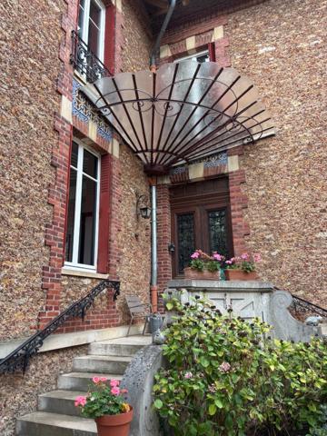 Maison à vendre 10 pièces Proche de LA FERTE SOUS JOUARRE (77)