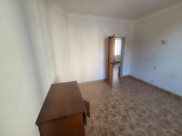 SAINT MARTIN DE VALGALGUES (30) idéal investisseur maison mitoyennes 91m² environ sur une parcelle de 175m² en centre ville.