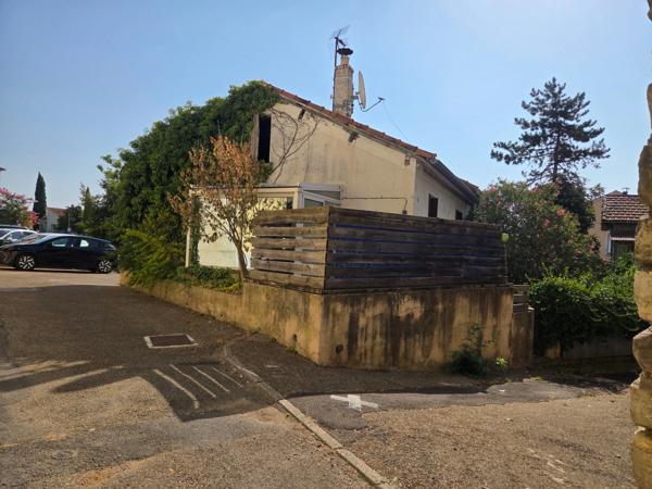 SAINT MARTIN DE VALGALGUES (30) idéal investisseur maison mitoyennes 91m² environ sur une parcelle de 175m² en centre ville.