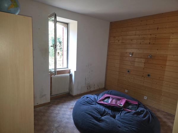 SAINT MARTIN DE VALGALGUES (30) idéal investisseur maison mitoyennes 91m² environ sur une parcelle de 175m² en centre ville.