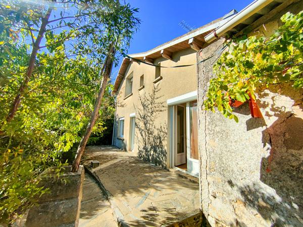 86170 CHERVES Maison Cherves 5 pièce(s) 110.60 m2