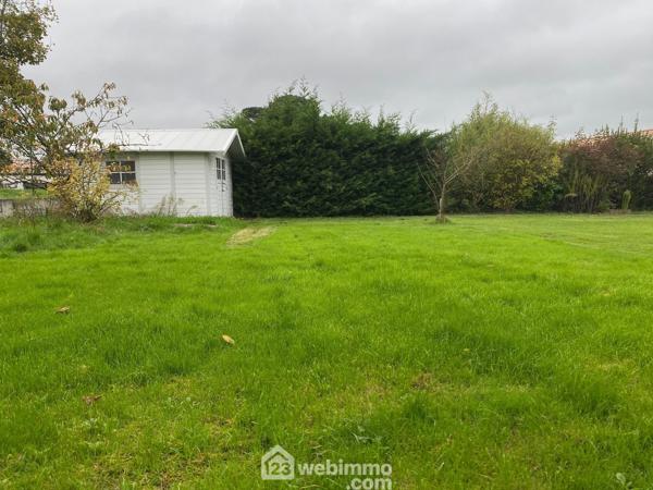 Terrain constructible 548 m² à Talmont-Saint-Hilaire 85440