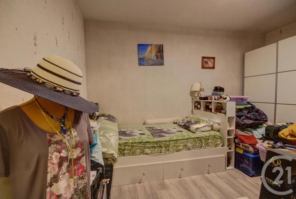 Appartement à vendre  3 pièces - 81,22 m 2   ERSTEIN  - 67