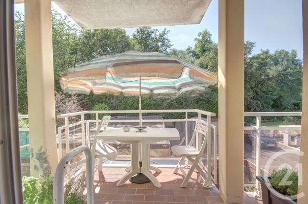 Appartement à vendre  3 pièces - 81,22 m 2   ERSTEIN  - 67
