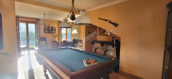 NANTES Nord : En vente, Maison familiale 168 m², sur parcelle 1500 m², 5 chambres, proche commodités.