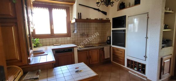 NANTES Nord : En vente, Maison familiale 168 m², sur parcelle 1500 m², 5 chambres, proche commodités.