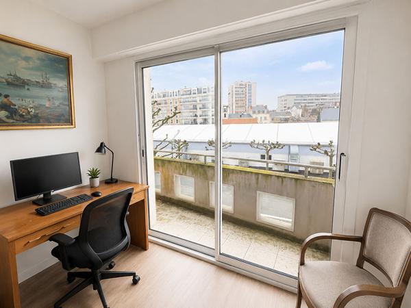Appartement 3 pièces avec garage et cave en centre ville