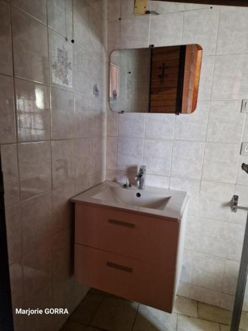 MAISON DE VILLE T3 AVEC TERRASSE ATELIER CAVE