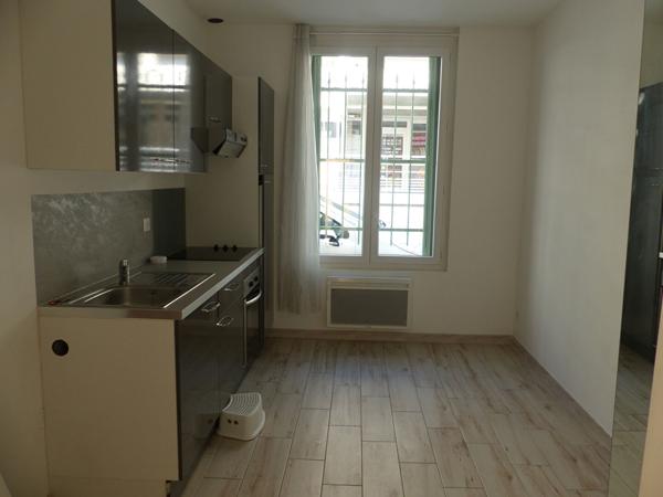 Appartement Nimes 1 pièce 21.57 m2