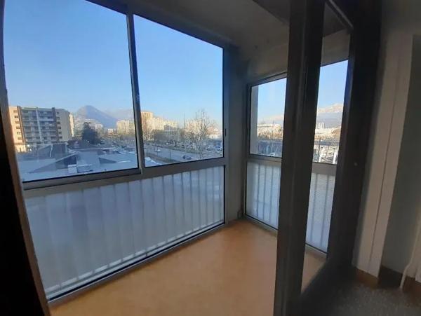 Appartement à louer 2 pièces 56.01m² Grenoble (38100)