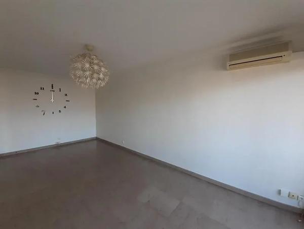 Appartement à louer 2 pièces 56.01m² Grenoble (38100)