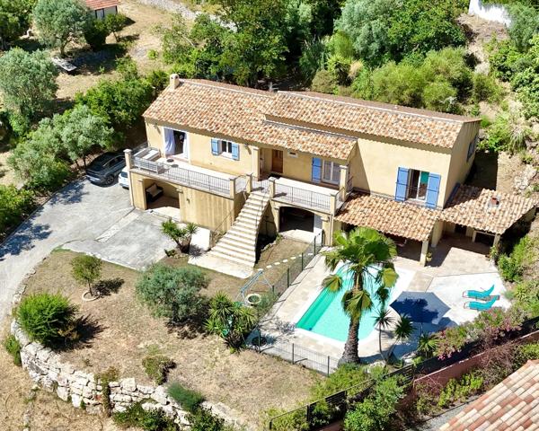 Villa individuelle – Vue panoramique – 5 Chambres – Piscine – Double Garage – T2 indépendant - 83300 Draguignan - Réf 87101102