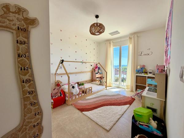 Villa individuelle – Vue panoramique – 5 Chambres – Piscine – Double Garage – T2 indépendant - 83300 Draguignan - Réf 87101102