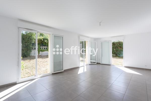 Maison
         5 pièces
        - 104 m² Exclusivité 459 000 € *