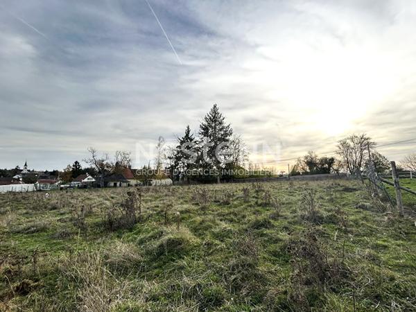 Terrain à bâtir de 1966m² sur la commune de VAL-FOUZON (INDRE 36)