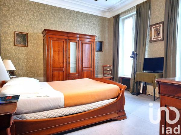 Demeure 12 pièces de 397 m² à Jarnac (16200)