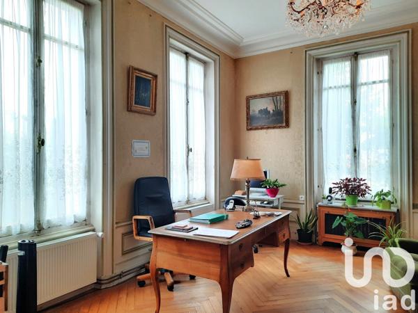 Demeure 12 pièces de 397 m² à Jarnac (16200)