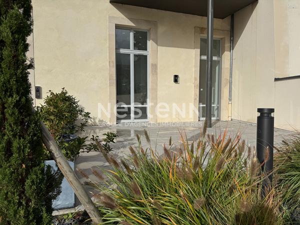 RARE À LA VENTE - DISPONIBLE IMMÉDIATEMENT - APPARTEMENT - TERRASSE - PARKING