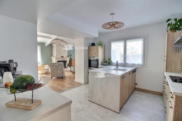 Maison Magne 5 pièce(s) 181 m2