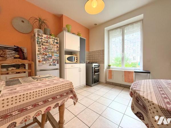 APPARTEMENT T2 CENTRE ET BALCON