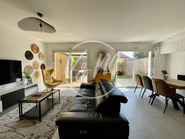 EXCLUSIVITE! Maison familiale de 3 chambres rénovée avec terrasse à vendre à Cassy, proche d'Andernos, Bassin d'Arcachon LANTON CASSY