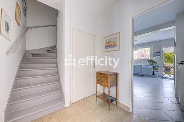 Maison 7 pièces - 354 m²