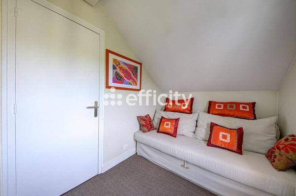 Maison 7 pièces - 354 m²