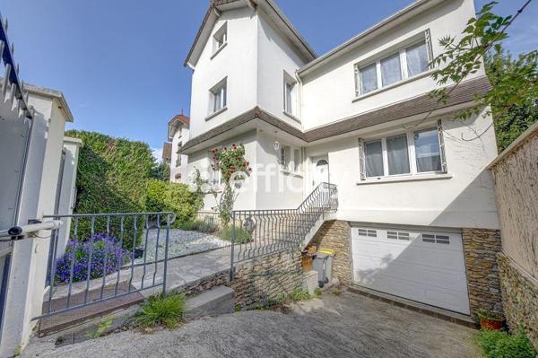 Maison 7 pièces - 354 m²