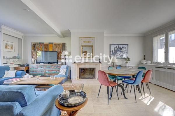 Maison 7 pièces - 354 m²