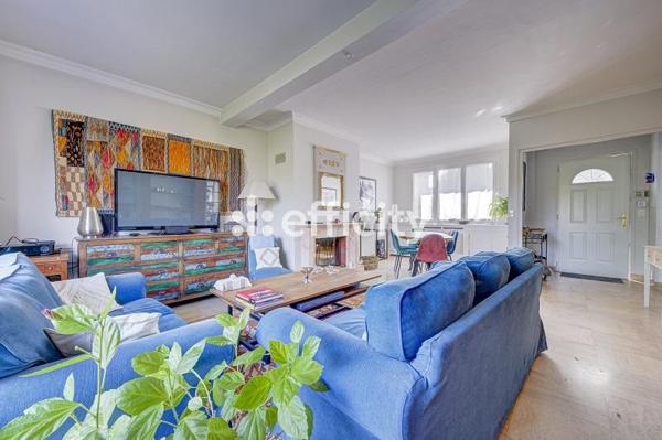 Maison 7 pièces - 354 m²