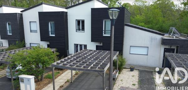Maison à vendre 4 pièces 85 m² Vert-Saint-Denis