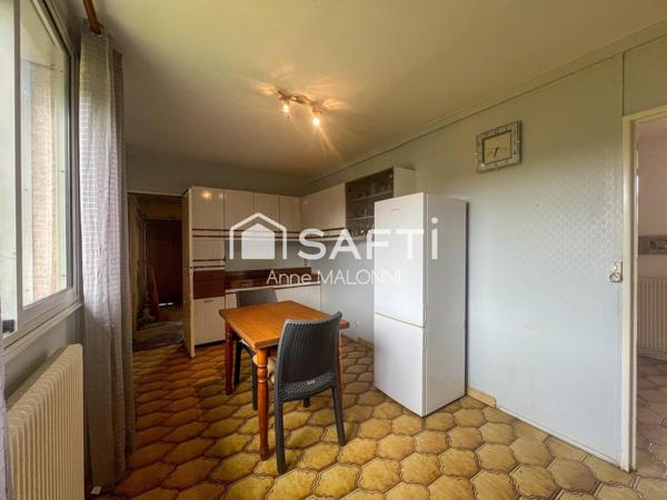 PIBRAC, Tuilerie, pavillon de plain-pied à rénover, évoluant sur une parcelle de 805 m2.