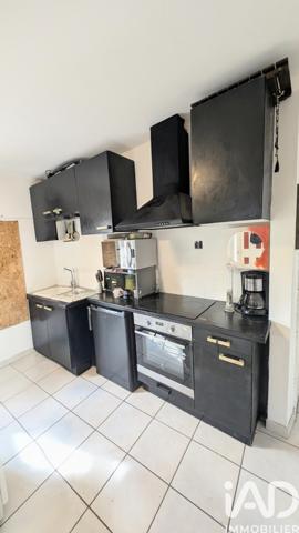 Immeuble à vendre 74 m² Nîmes
