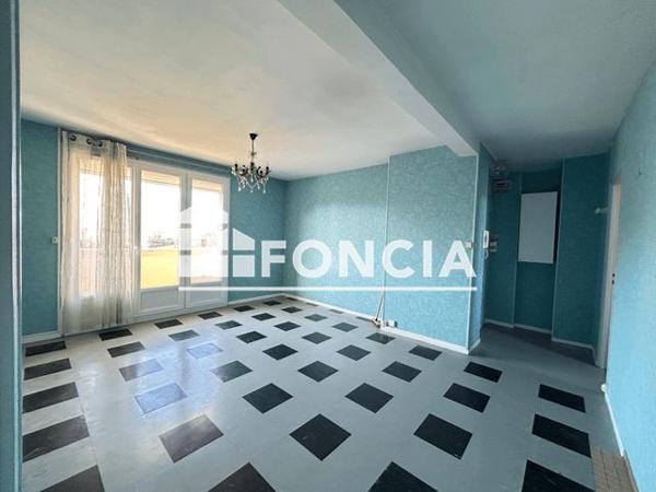 Location Appartement 3 pièces 55.04 m² - 15/34 RUE PIERRE CHAVIALLE Laon 02000