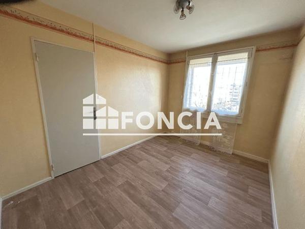 Location Appartement 3 pièces 55.04 m² - 15/34 RUE PIERRE CHAVIALLE Laon 02000