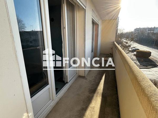 Location Appartement 3 pièces 55.04 m² - 15/34 RUE PIERRE CHAVIALLE Laon 02000