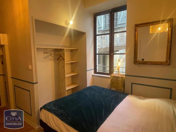 Appartement à louer 1 pièce 32.7m² Chinon (37500)