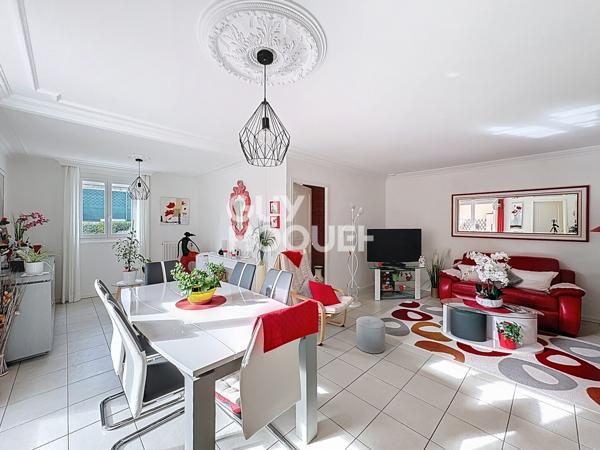 Maison à vendre de 4 pièces de 87 m² de plein pied à TINQUEUX