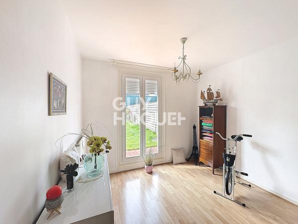 Maison à vendre de 4 pièces de 87 m² de plein pied à TINQUEUX