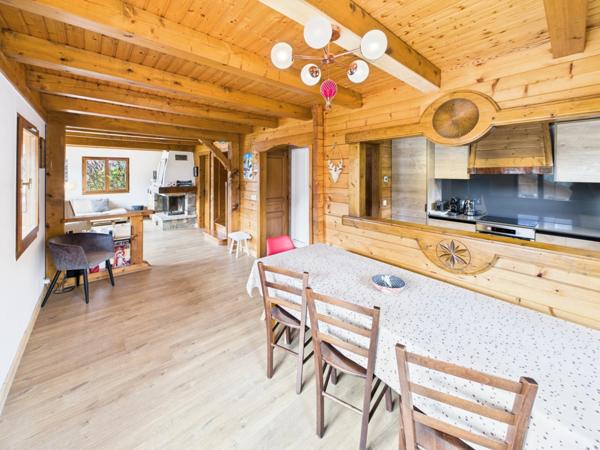 Haute Savoie (74), à vendre SAMOENS - Domaine skiable du Grand Massif - Chalet P6