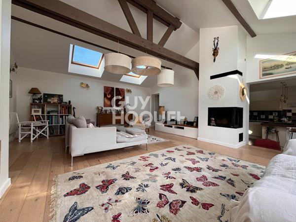Maison de plain-pied 5 pièce(s) 137,54 m2 avec piscine et un chalet d'habitation de 37.92m² sur terrain de 1480m²