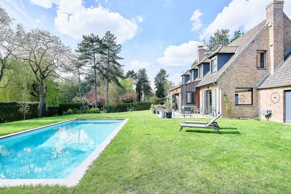 Vente Maison de luxe Croix 8 Pièces 254.09 m²