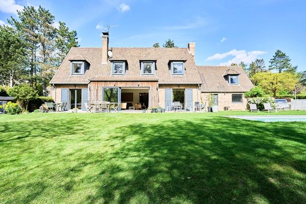 Vente Maison de luxe Croix 8 Pièces 254.09 m²