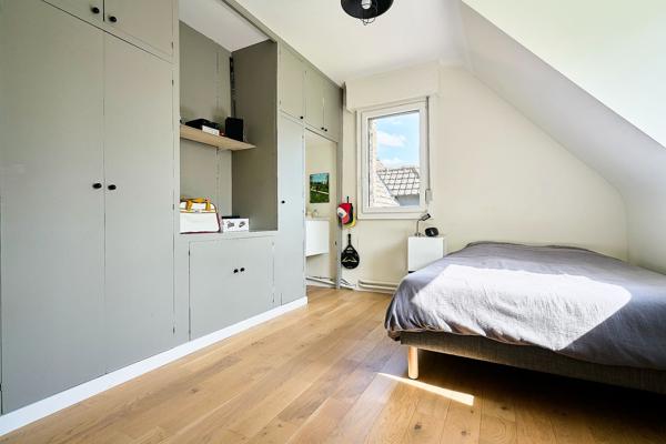 Vente Maison de luxe Croix 8 Pièces 254.09 m²