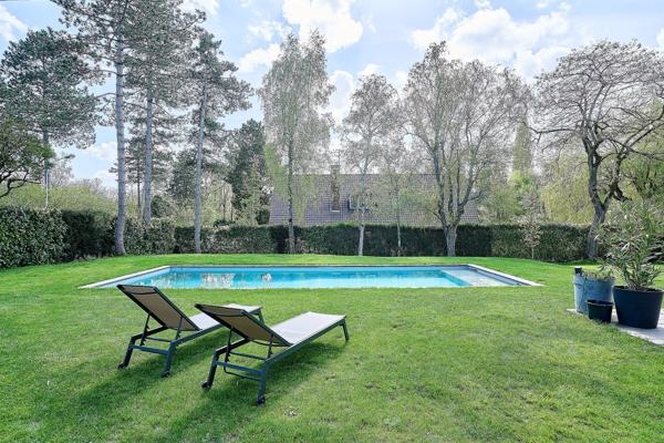 Vente Maison de luxe Croix 8 Pièces 254.09 m²